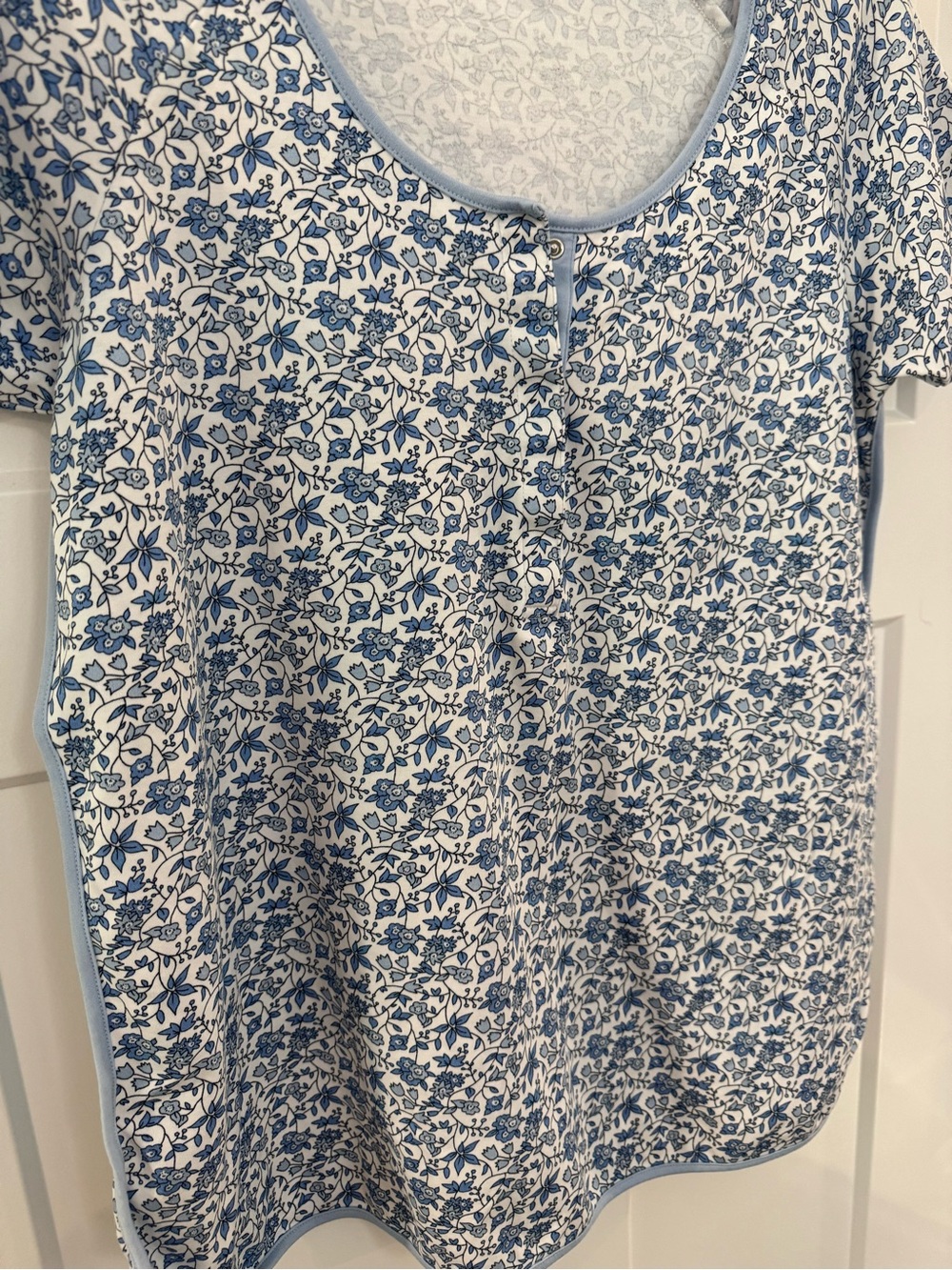 LAKE Pima Maternity Short-Long Set in Delft Blue Garden Floral - Picture 4 of 5